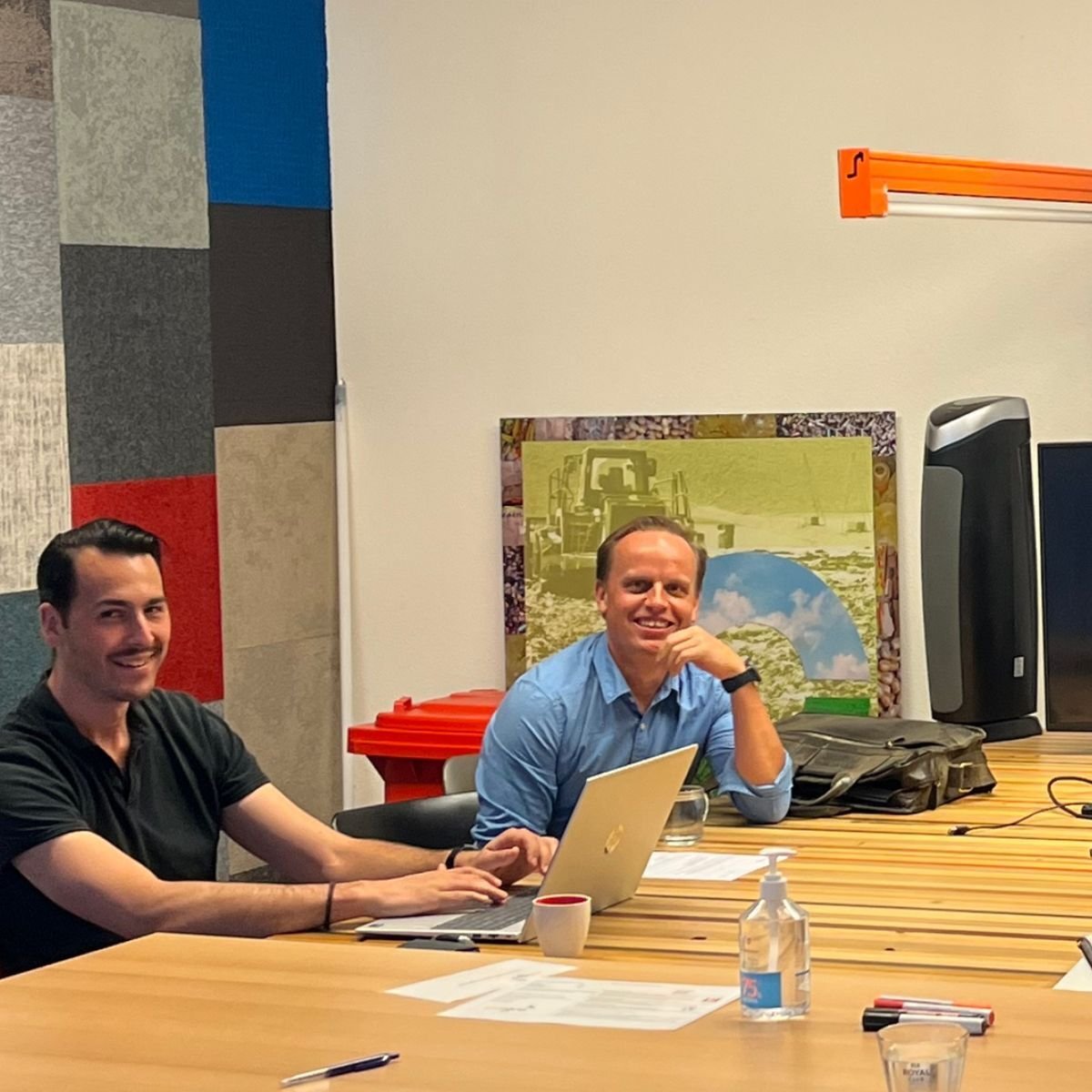 Tom Deraedt is Circulair Economy Officer bij Milgro en vertegenwoordigd het team in België. Hij houdt zich ... | Milgro